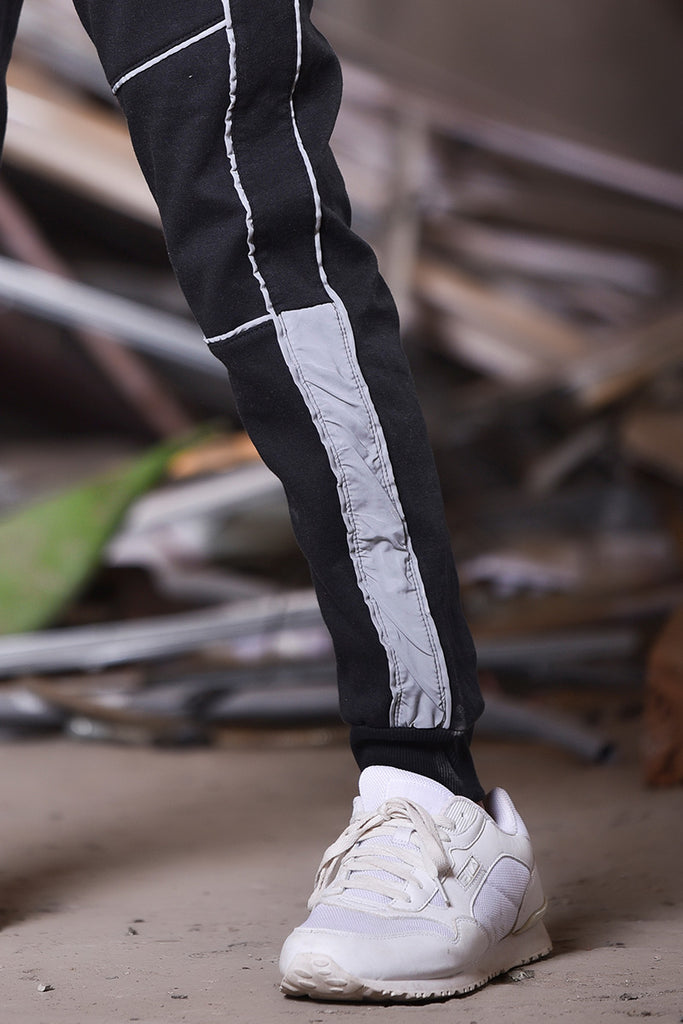Trousers With An Elastic Waistband And Adjustable Drawstrings Black/G